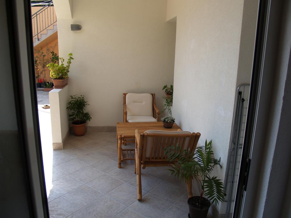 Apartments Pharia Jelsa  Pokój zdjęcie